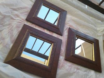 Beautiful Decor Mirrors $20.