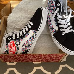 VANS Size 9 Orig  $ 79/99
