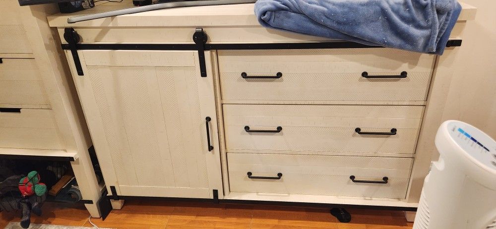 Four Piece White & Black Bedroom Furniture Set