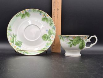 Gracie Bone China Cup & Saucer Set, Dogwood