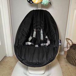 Mamaroo Multi-Motion Baby Swing: Soothe, Comfort, and Delight!4moms MamaRoo Multi-Motion Baby Swing, Bluetooth Enabled with 5 Unique Motions, Black 