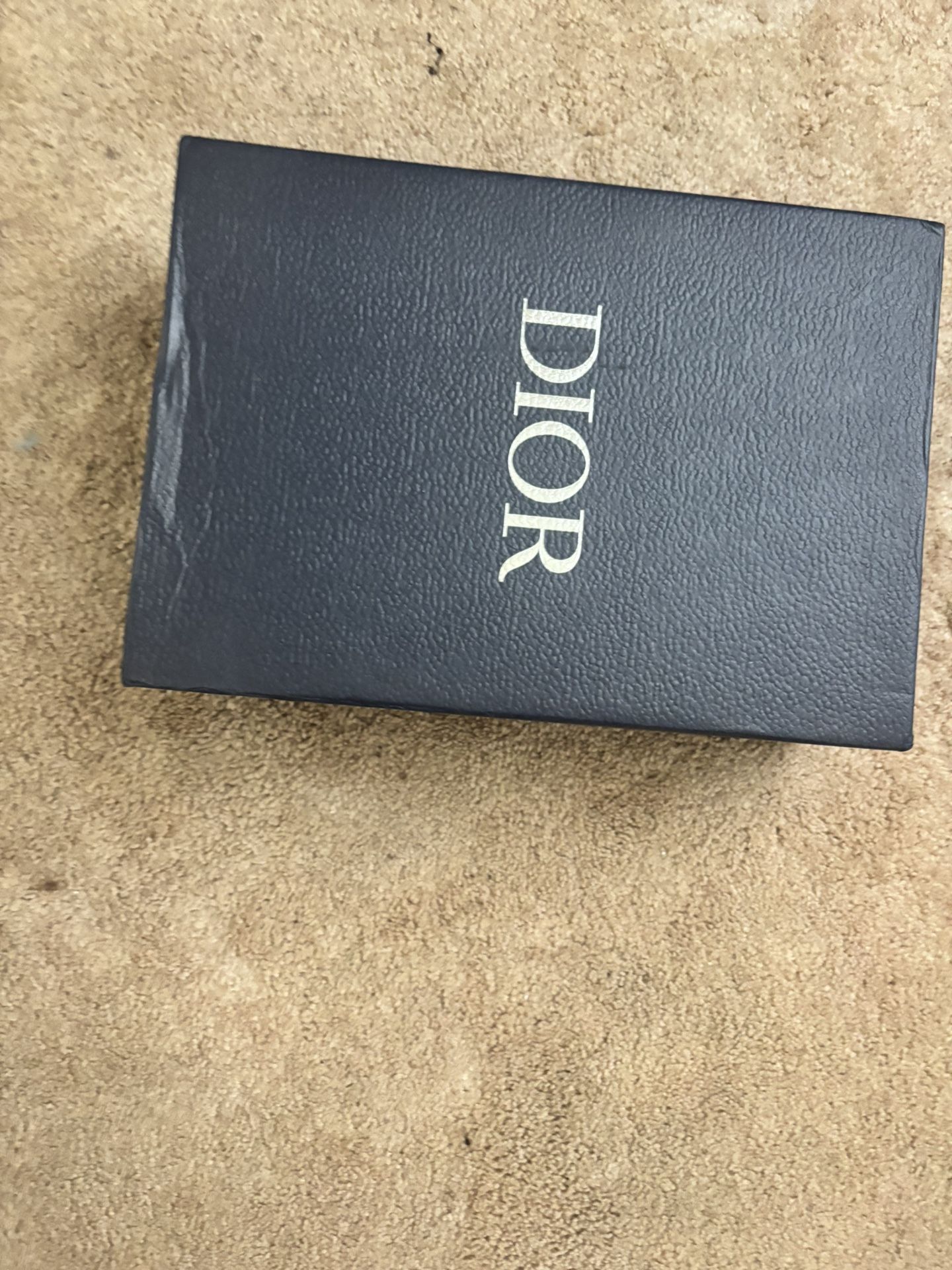 Dior B30
