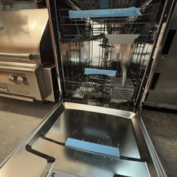 ASKO 24” Panel-Ready Dishwasher – Premium Quality for Only $1,100!