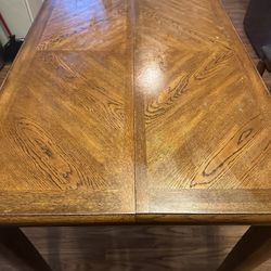 Counter height Kitchen Table/Leaf 