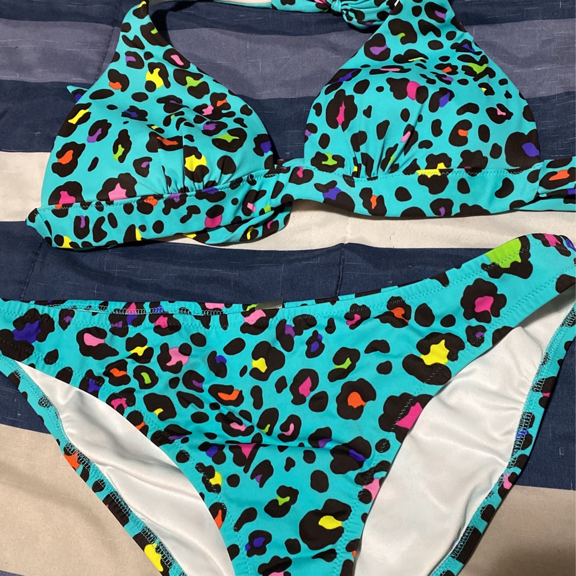 Victoria’s Secret Blue Multicolored Leopard Bikini (L)