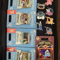 Disney Pins 
