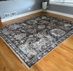 8' x 10' Beautiful Area Rug