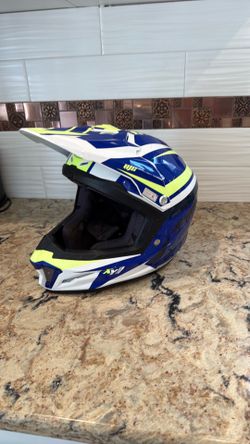 Youth Medium HJC Off Road helmet