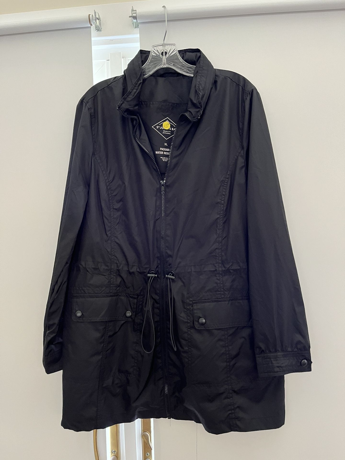 Ladies Waterproof Jacket. Sz XL