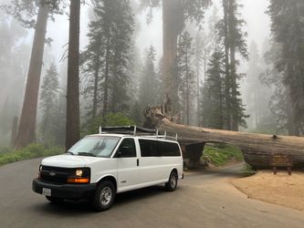 Chevrolet Express 3500 extended version 2003