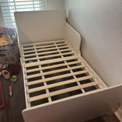 Toddler Bed With Mattress
