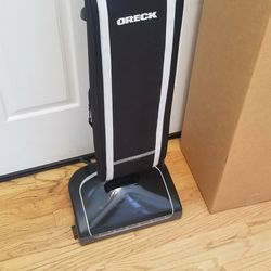 NEW cond 2022 ORECK COMMERCIAL 2SPEED VACUUM WITH AMAZING POWER SUCTION  , WORKS EXCELLENT  , IN THE BOX 