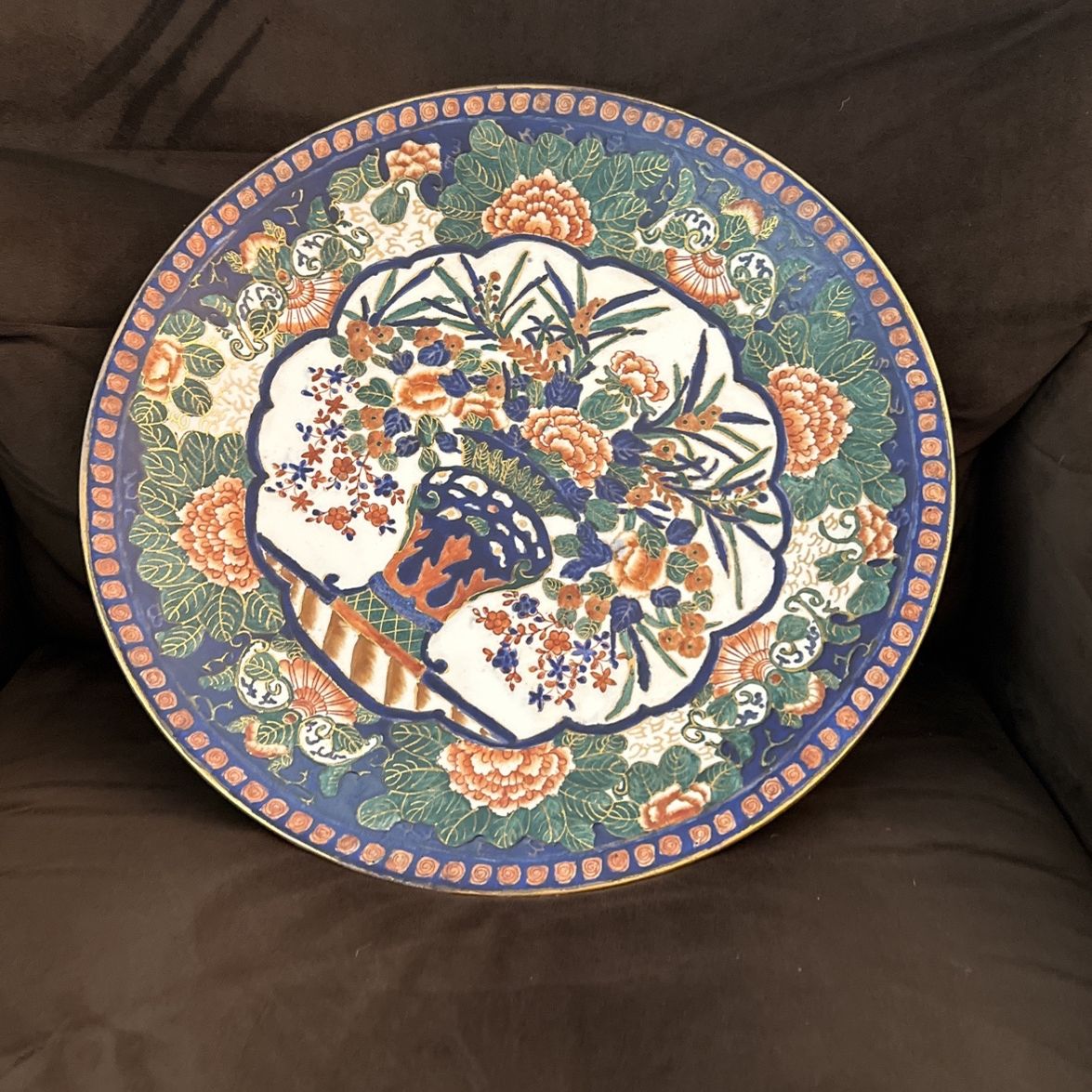 Display China With Stand for Sale in Ladera Ranch, CA - OfferUp