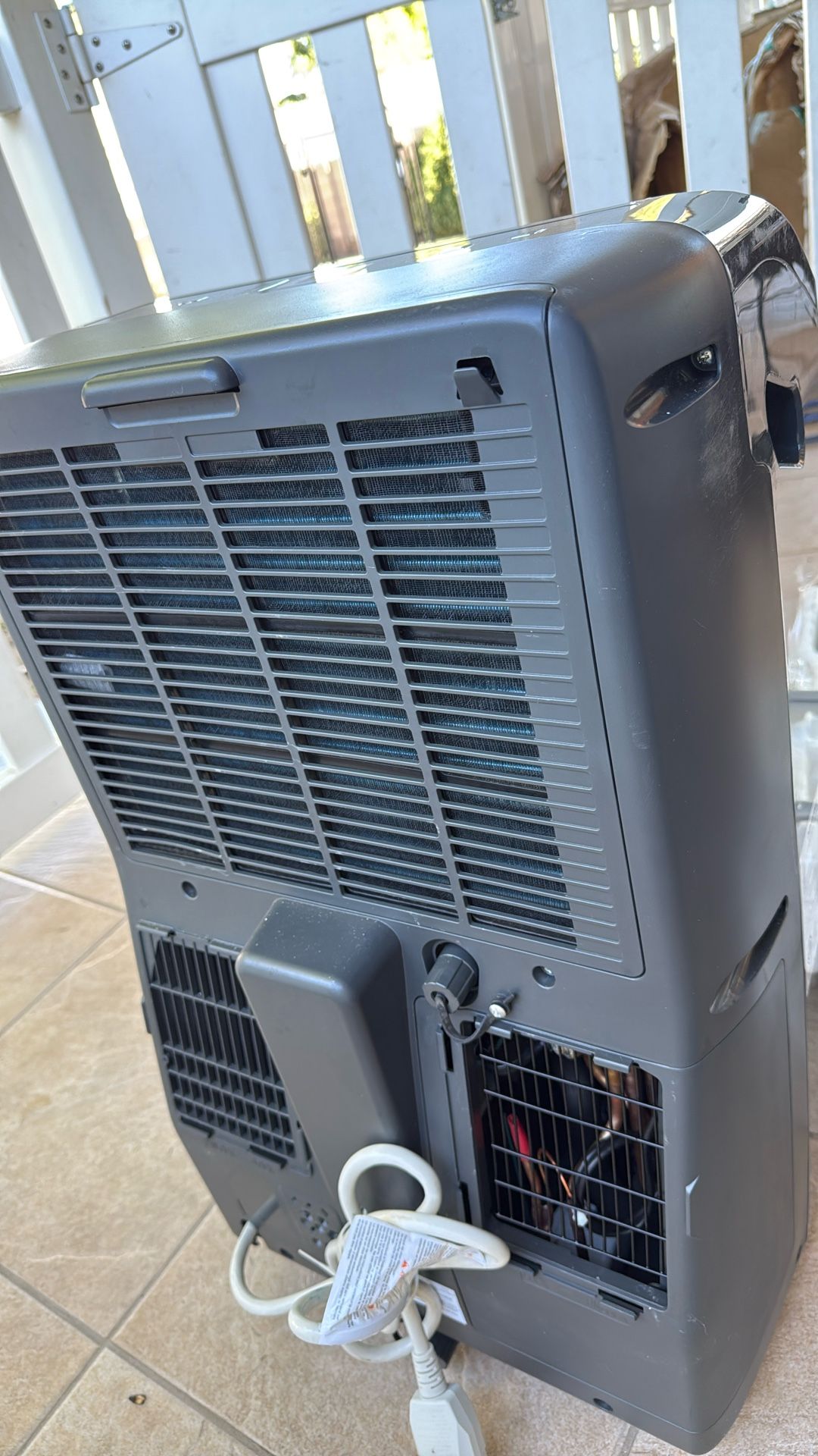 Brand New Never Used Hisense Dual Hose Portable Air Conditioner