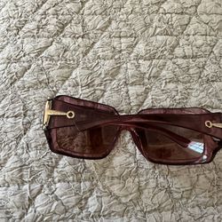 Athletic Gucci Sunglasses 