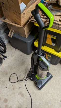 Upright Bagless Vacuum – Green/Black – Works