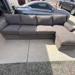 Lazy boy Sectional 500 Or OBO