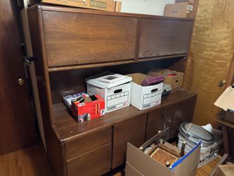 Credenza with Hutch