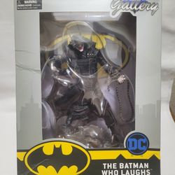 DC Galleries The Batman Who Laughs Statue