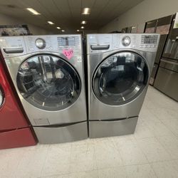 Lg Front Load Washer And Electric Dryer Set  Used  With Pedestal Washer With 90days Warranty 