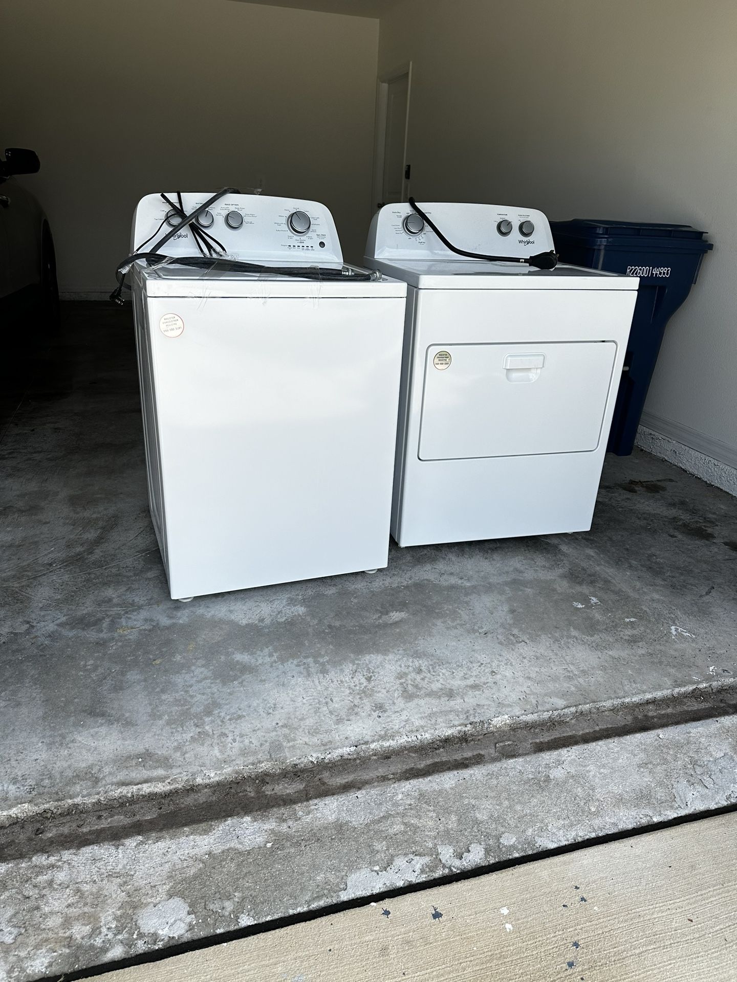 Electric whirlpool Washer and Dryer Set
