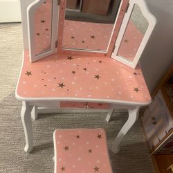 Girls Vanity 