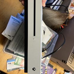 Xbox One S 