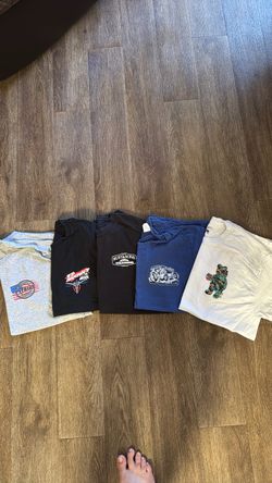 Lot of 5 Graphic T-Shirts