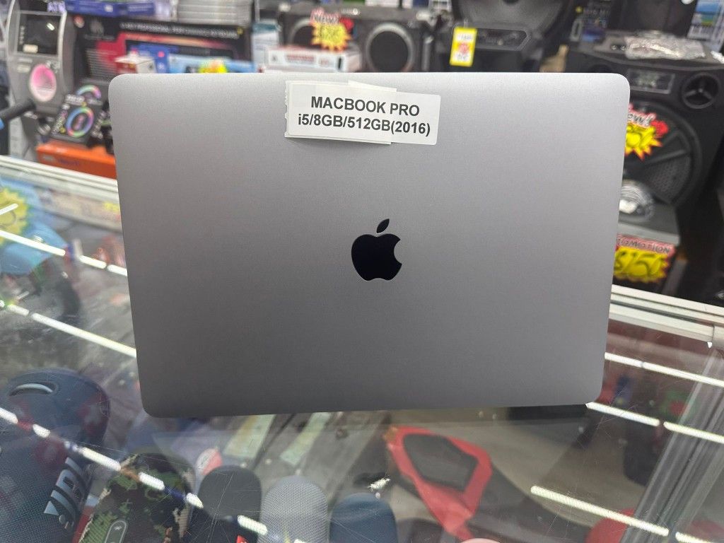 Macbook Pro i5 8GB 512GB Available 