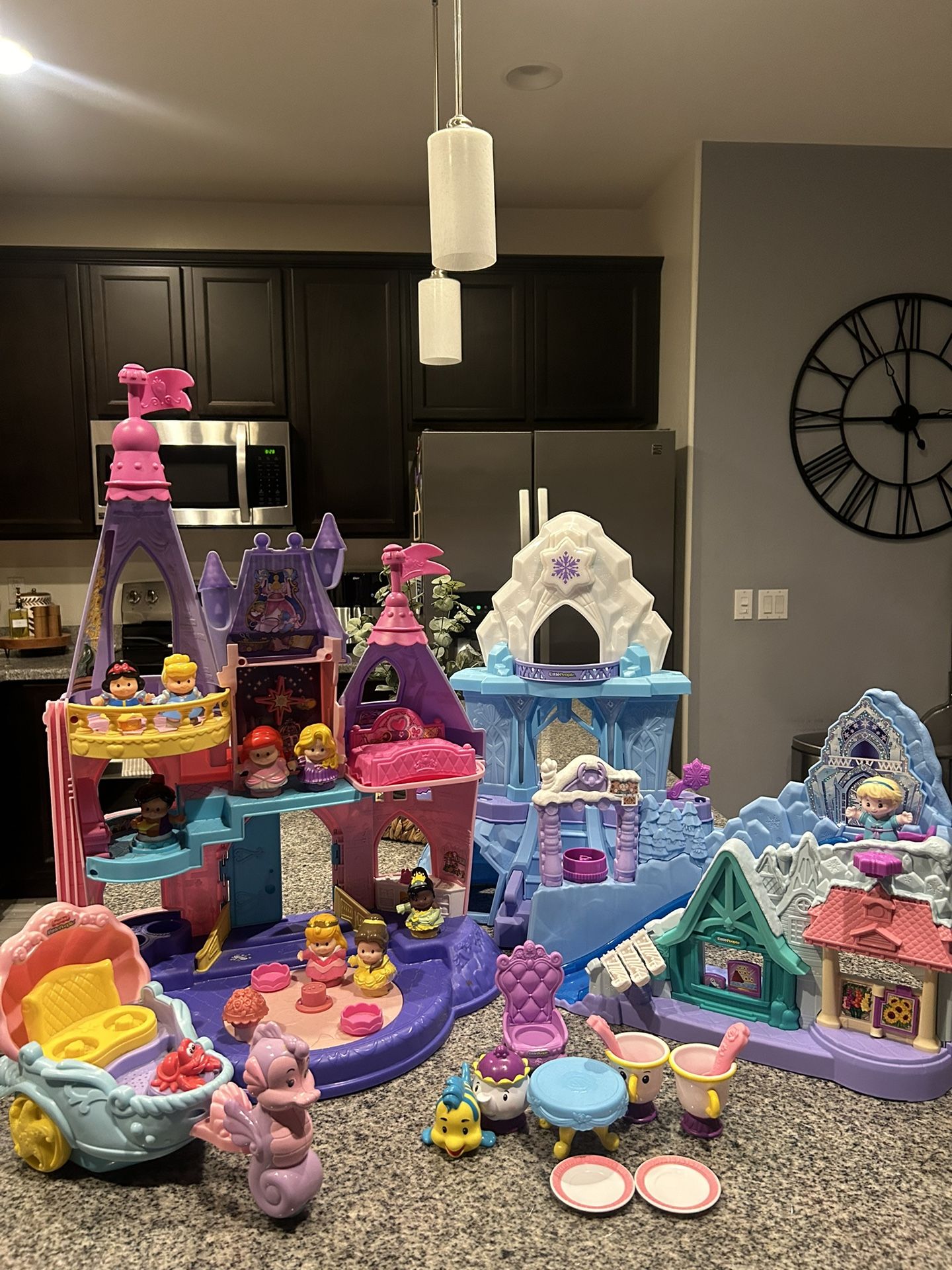LITTLE PEOPLE LOT