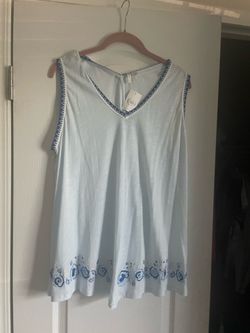 Woman’s  Shirt