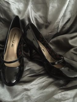 American eagle women’s black heels size 8W used