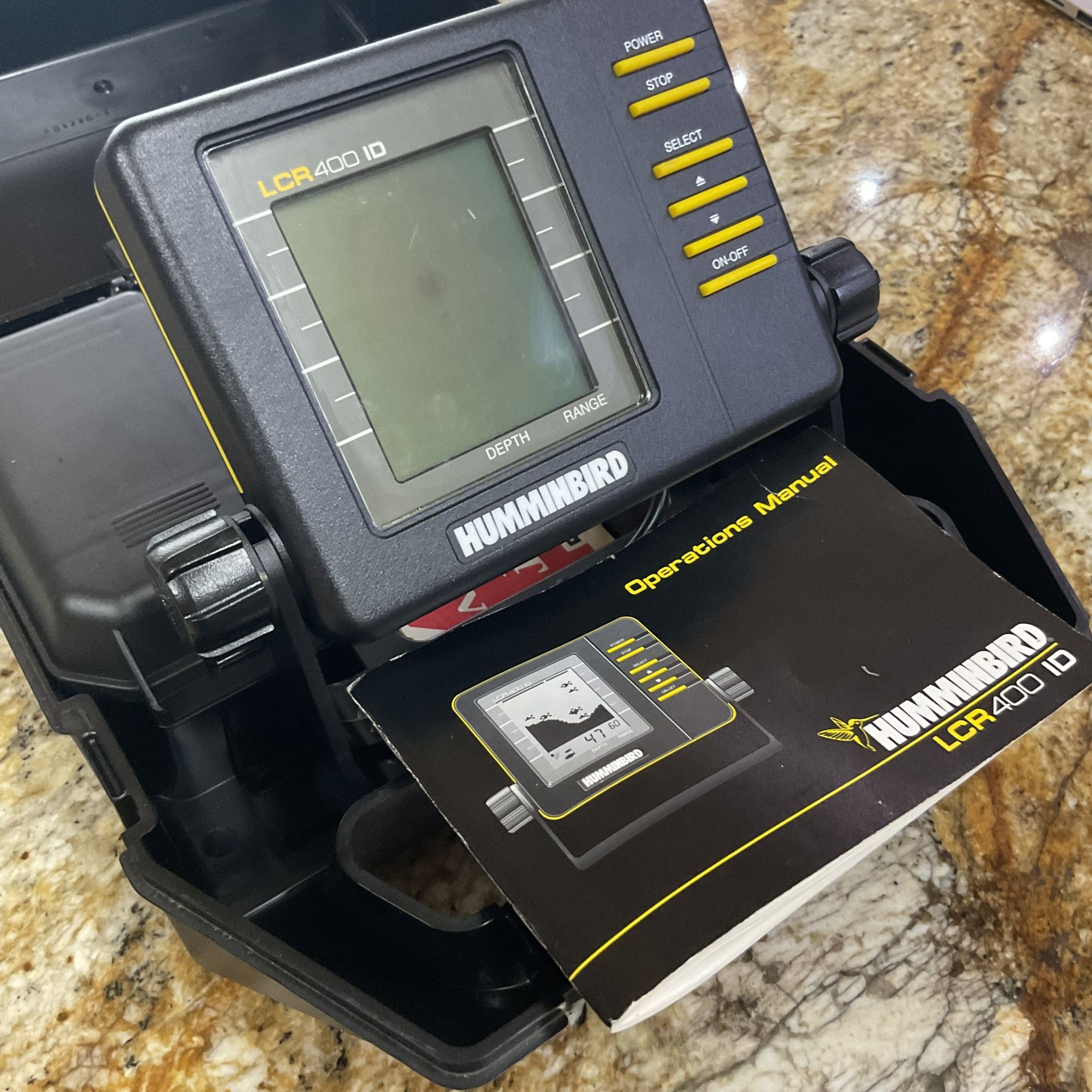 Hummingbird LCR 400 ID Fish Finder with Case