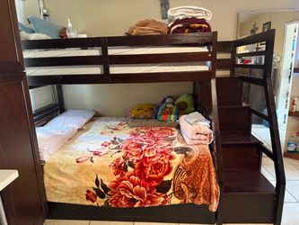 Bunk Bed / Litera