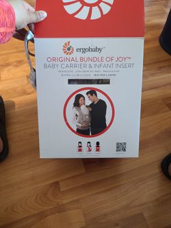 Baby Carrier & Infant Insert 
