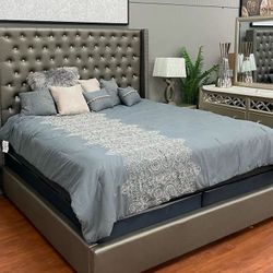 Bedroom Sets Starting at $599! 🚪✨ Delivery, Assembly, and Financing Available!
