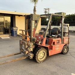 Nissan 6000 Lb Forklift