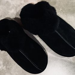 🔥 NEW BearPaw Loki Black Suede Comfort Slippers Shoes Inside Outside 6 Women’s