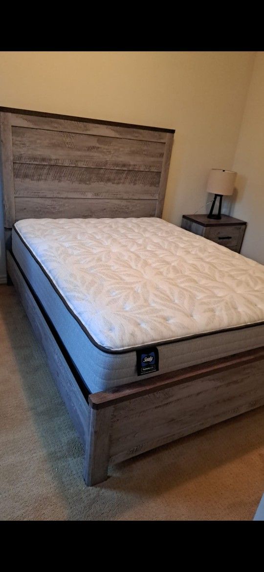 Queen Bed Frame. (Mattress Not Included)