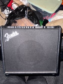 Fender mustang lt25