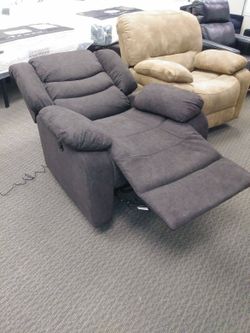 BROWN POWER RECLINER