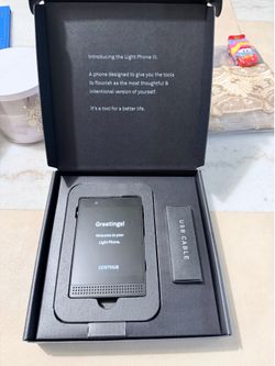 Light phone 3
