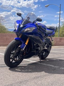 Yamaha R6