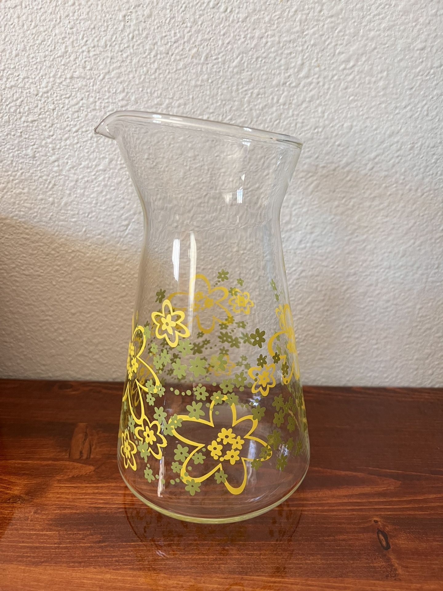 Vintage Pyrex “Crazy Daisy” Carafe