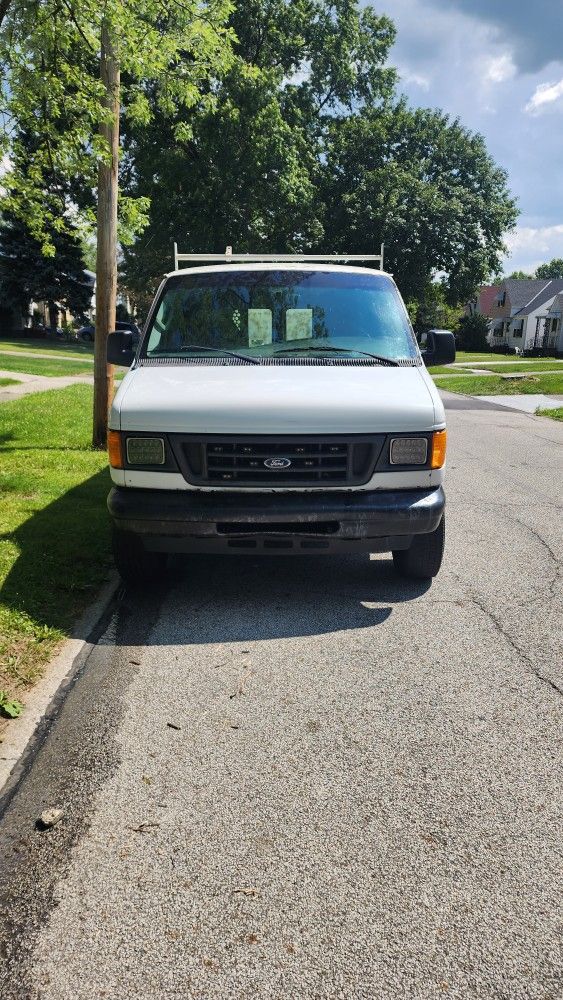 2007 Ford E-250