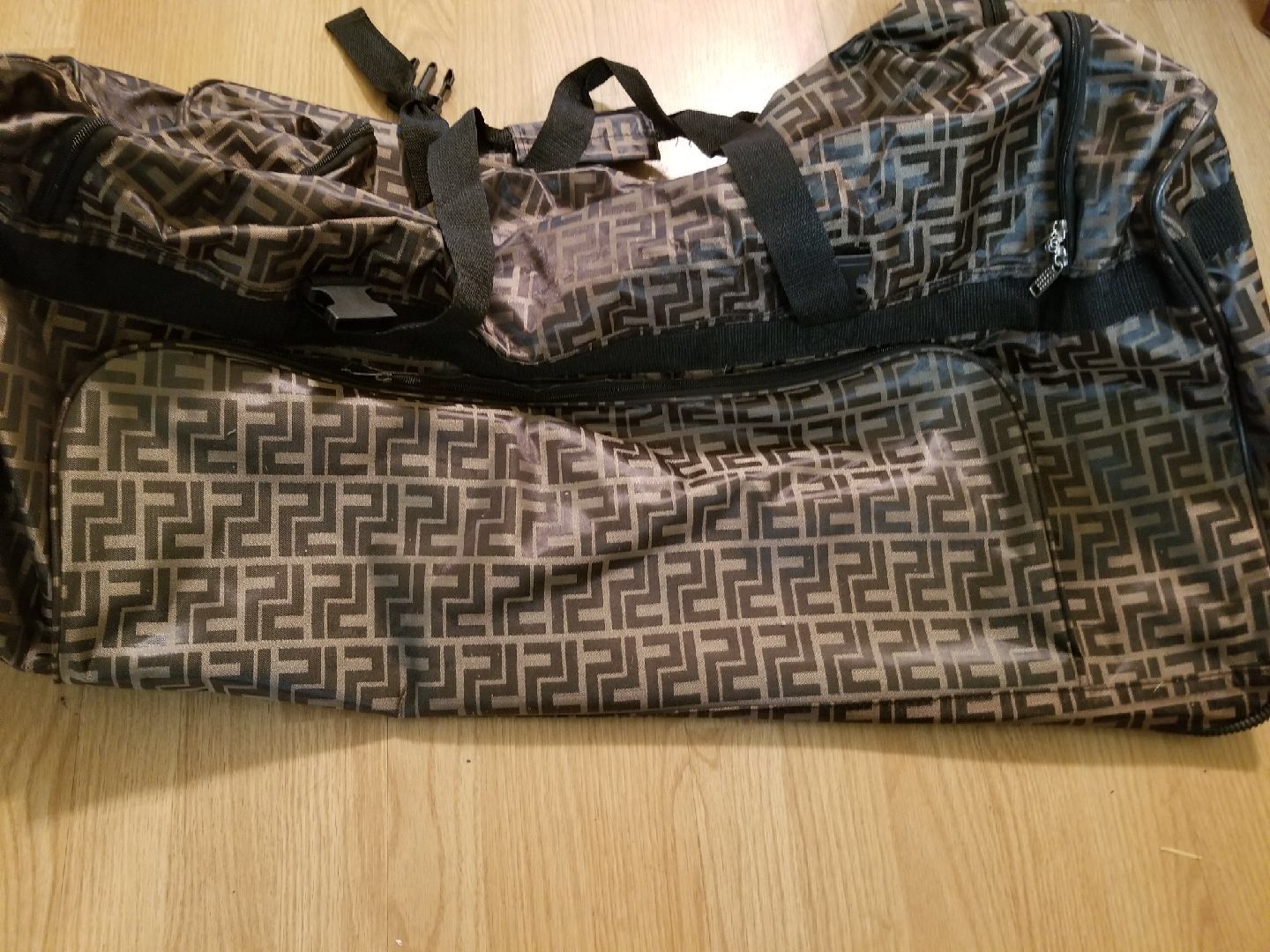 Oversized Duffle Bag on wheels