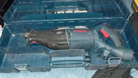 Bosch Reciprocating Saw with Case