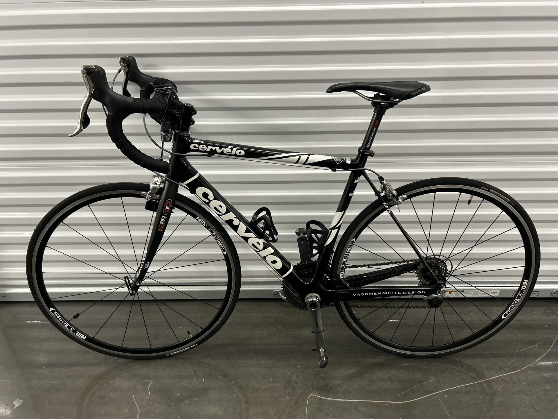 Cervelo 2008 R3 Super Light in size 54 with original Shimano Dura-Ace components