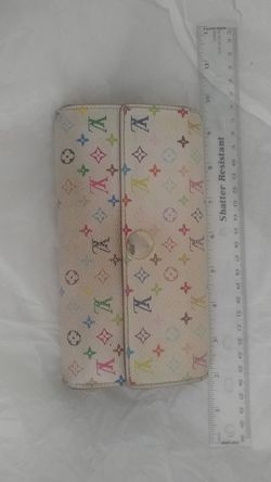 Long Louis vuitton cream color leather wallet