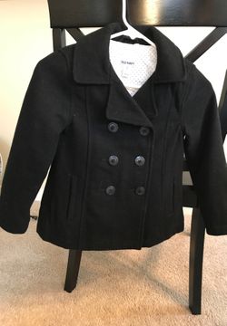Girls size small 6-7 black coat Old Navy